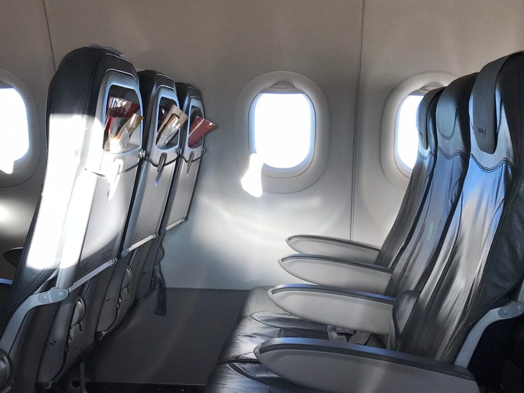 AVION 3