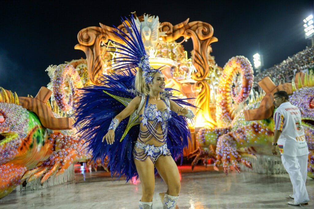 Brasil Carnaval Rio de Janeiro scaled e1611314650534