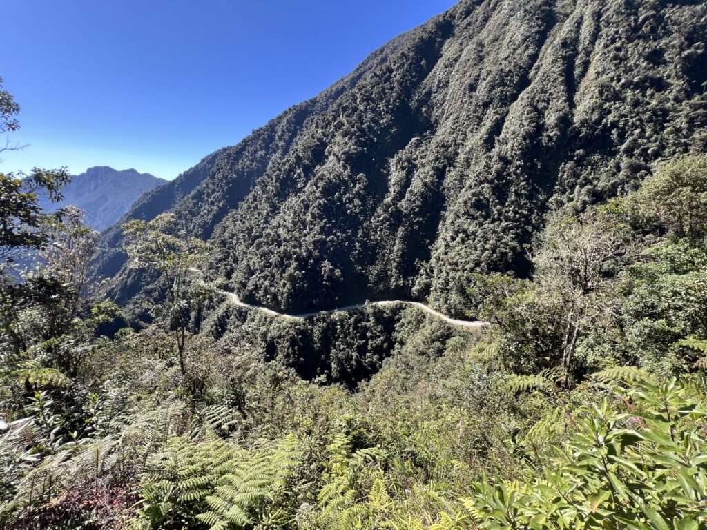 Foto's 6 Route de la Mort 1