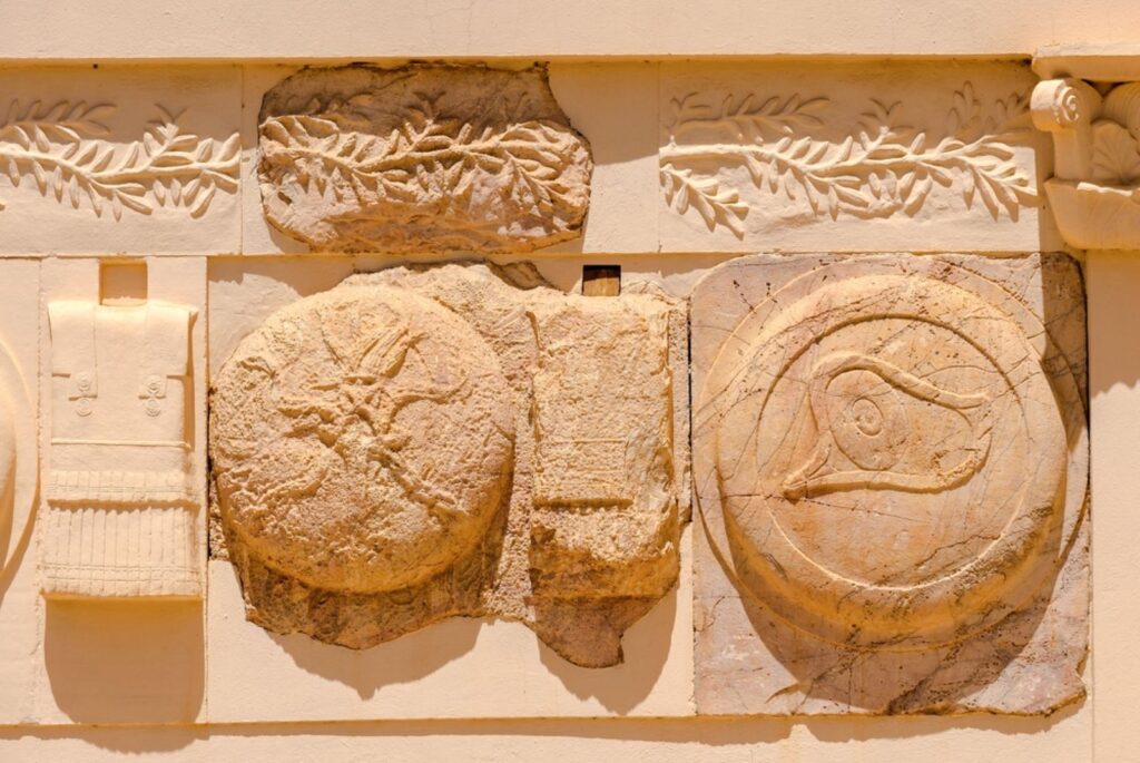 shutterstock 2271378573 1